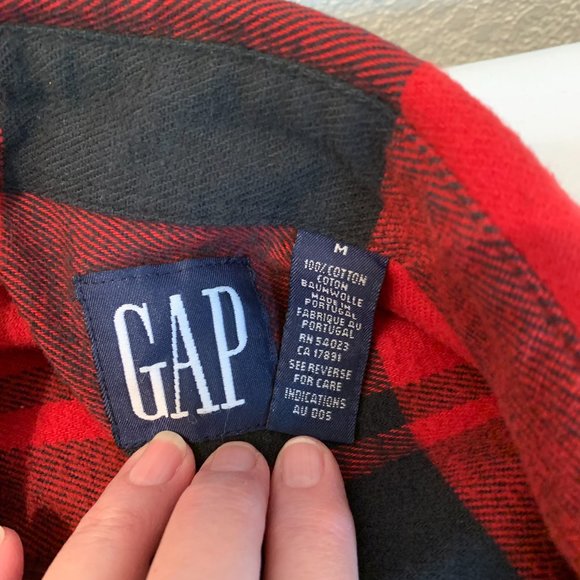 Grunge cotton Gap flannel plaid shirt red and black size M pre-owned good cond - Picture 9 of 10
